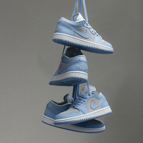 Air Jordan Mid Womens University Blue DC0774 050